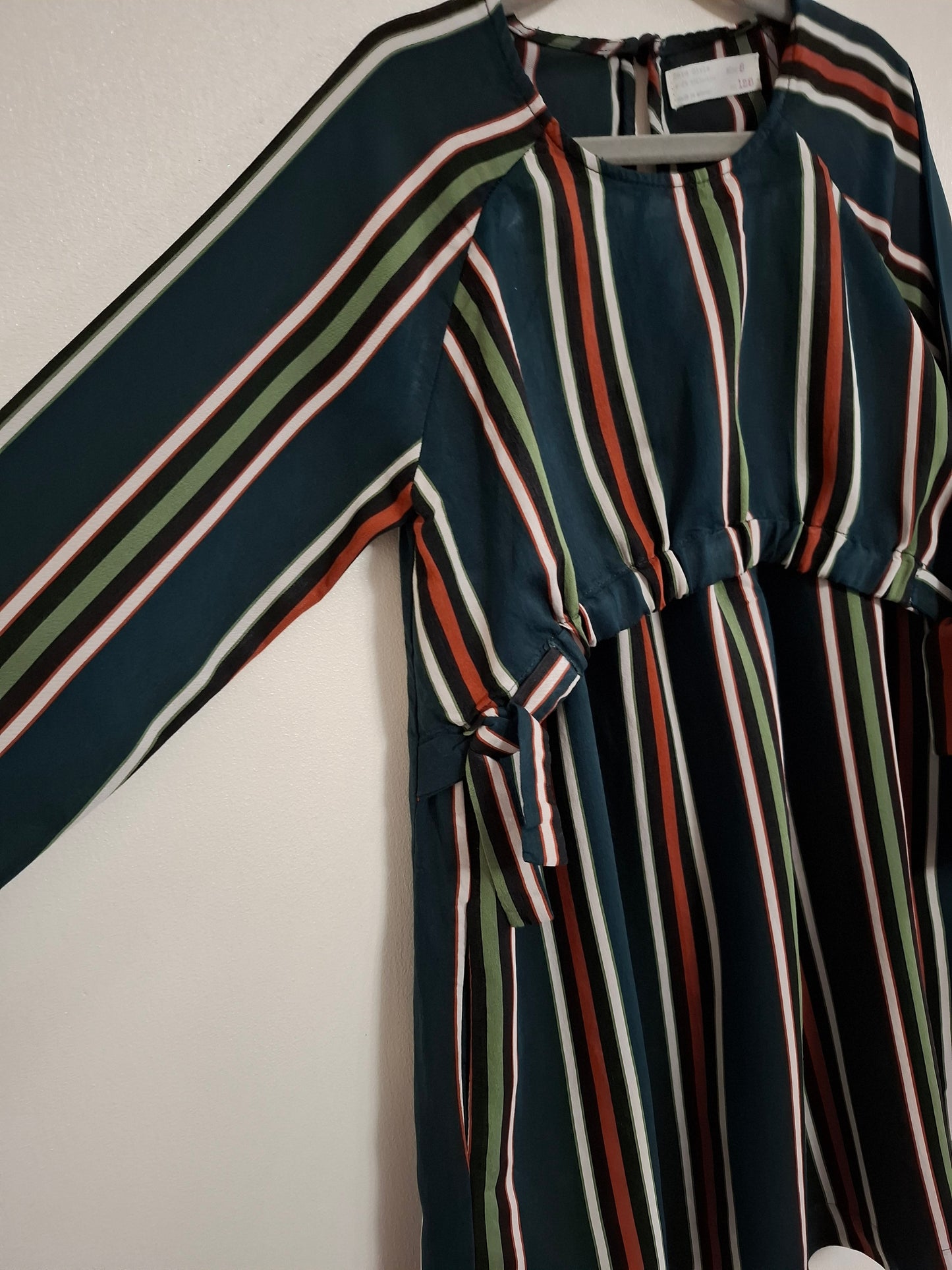 8 years: Immaculate Zara Viscose Dress