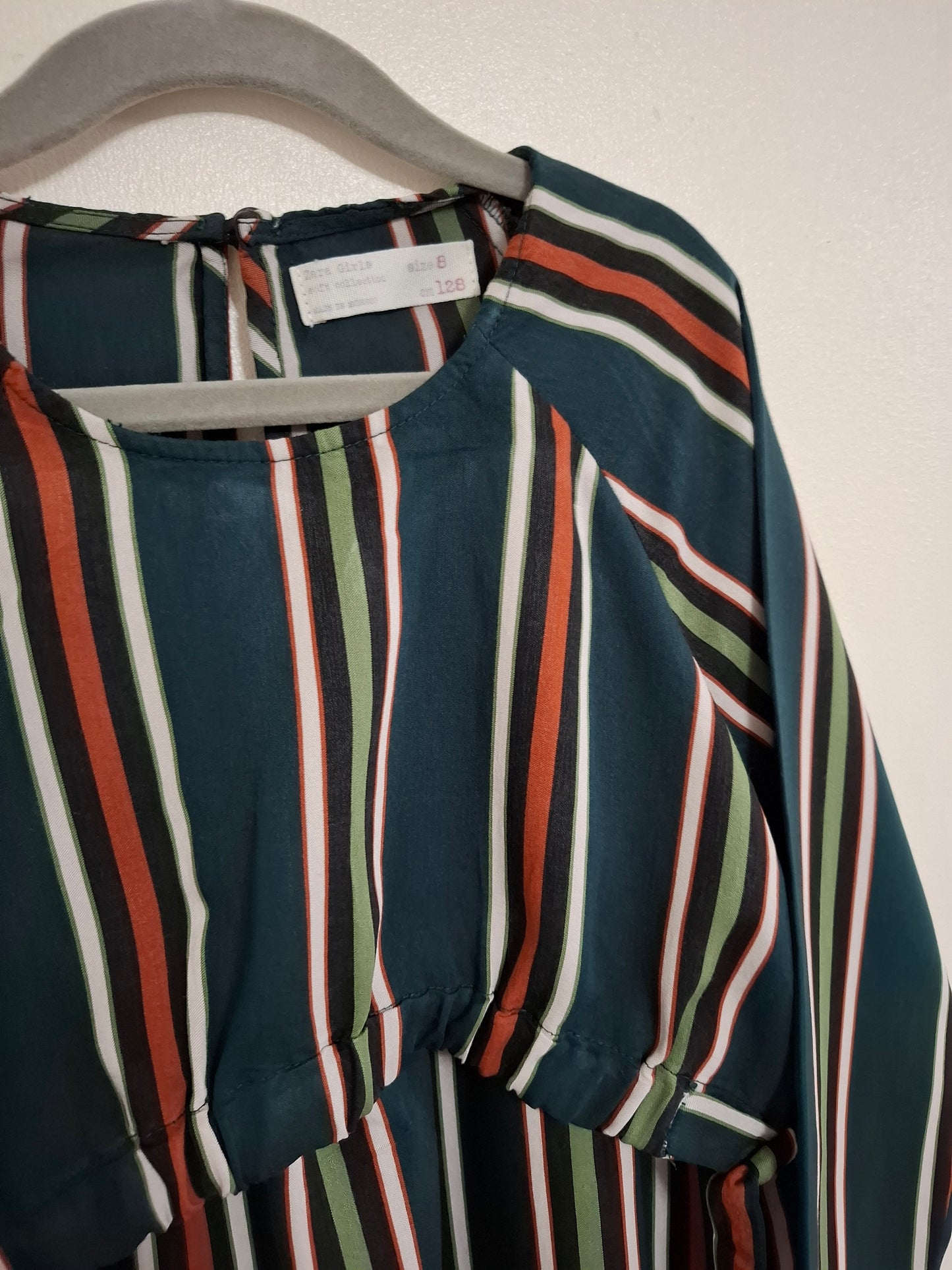 8 years: Immaculate Zara Viscose Dress