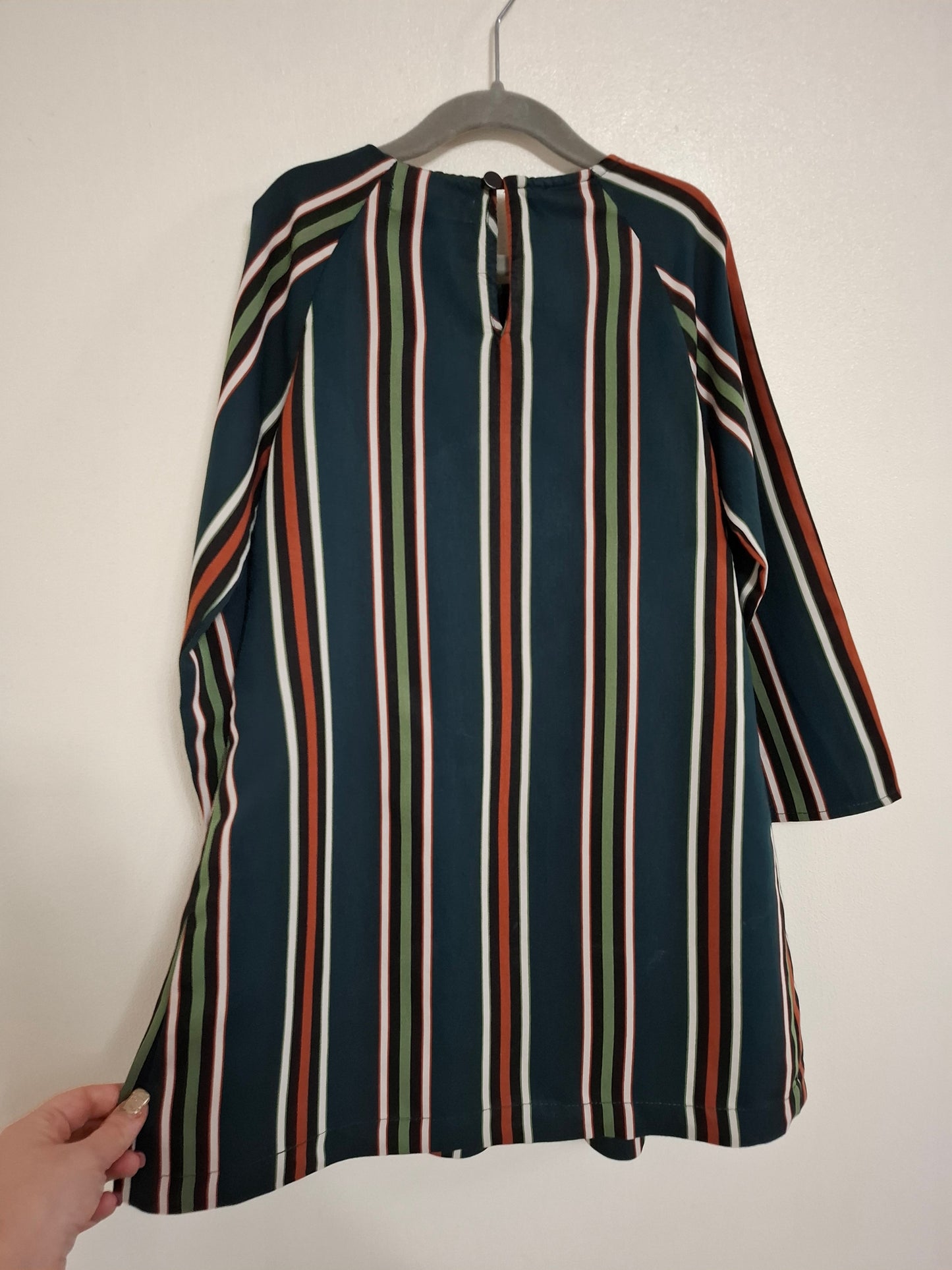 8 years: Immaculate Zara Viscose Dress