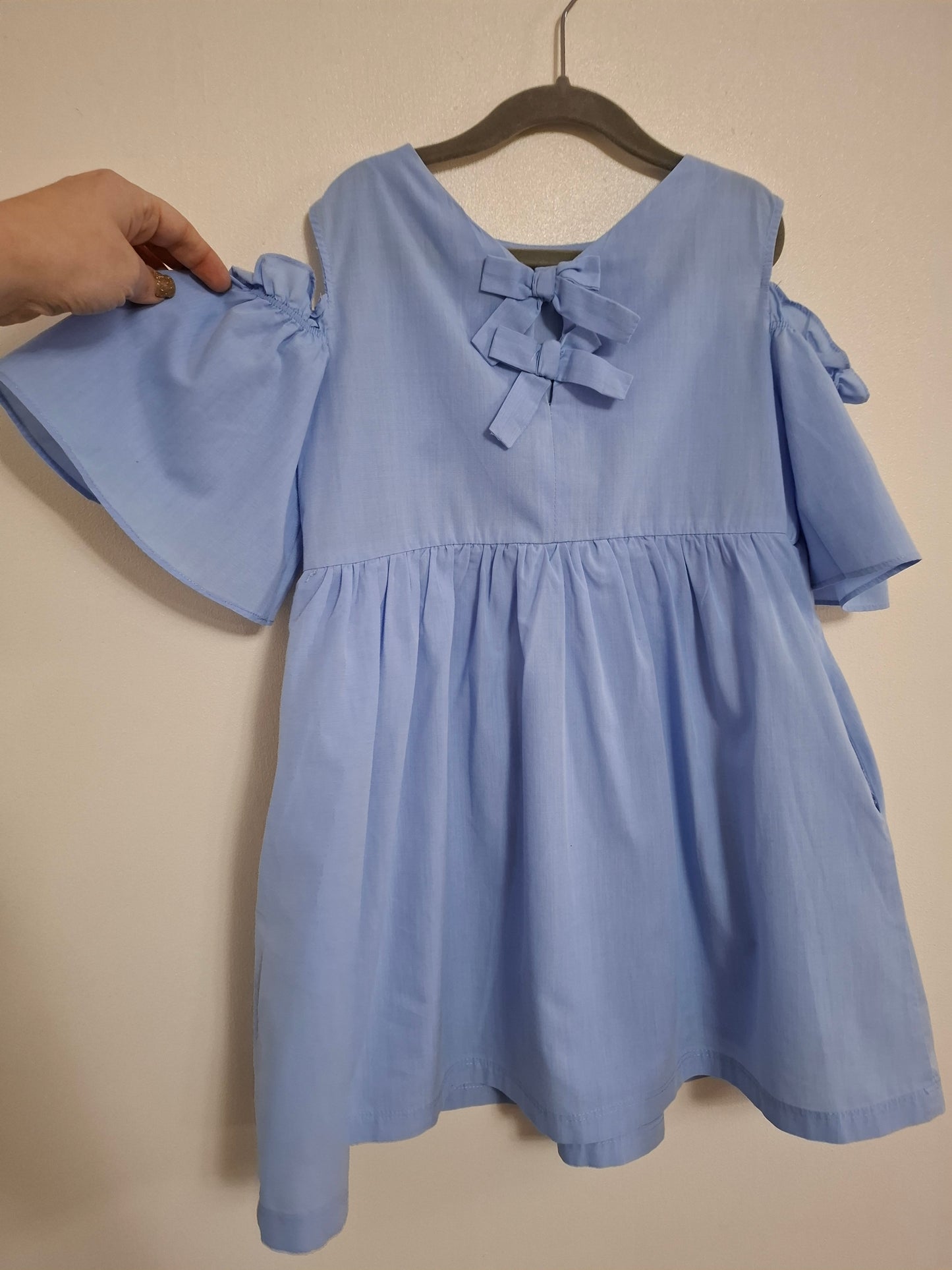 8 years: Blue Cotton Dress (Beautiful Bow Detail)