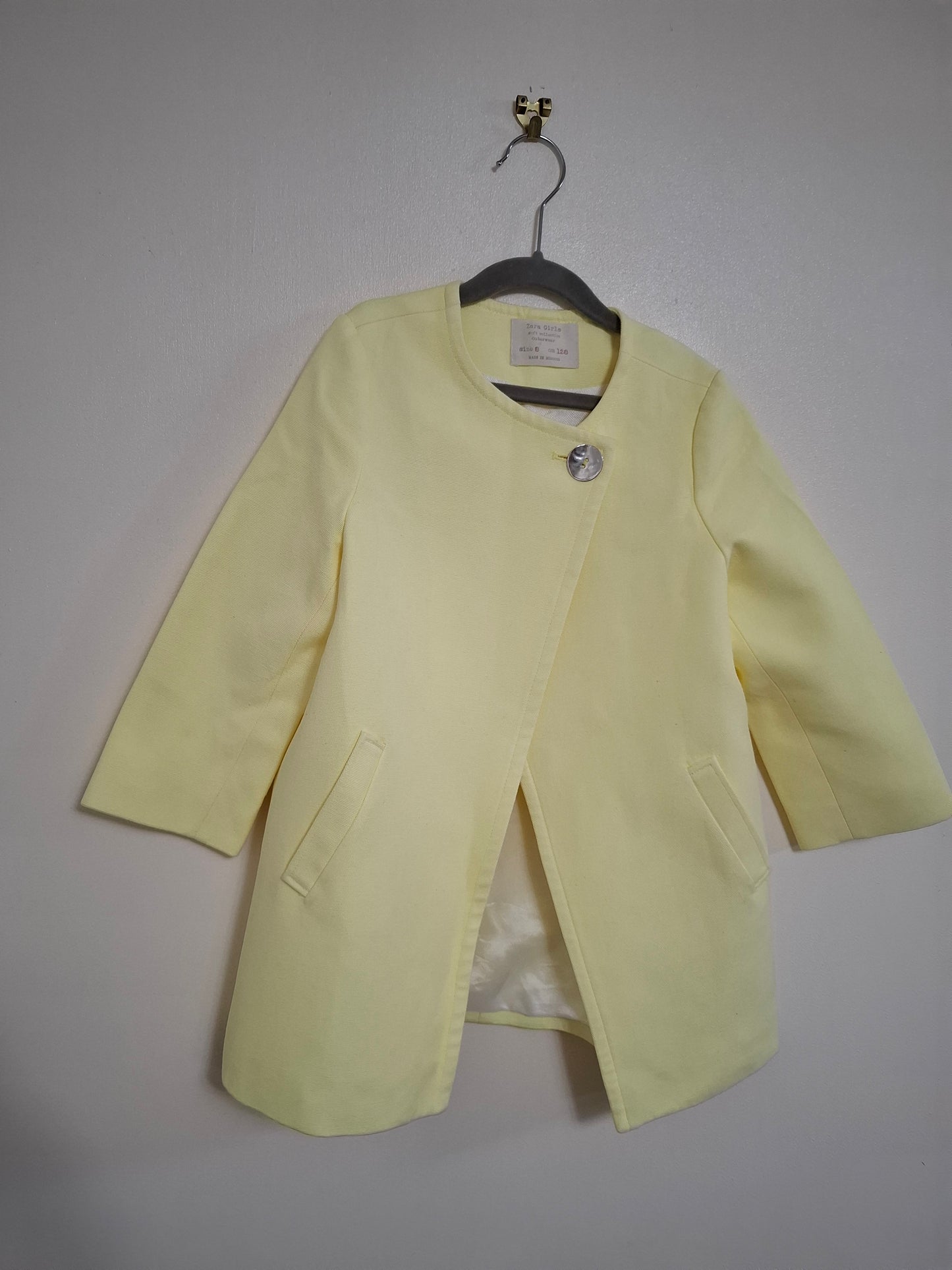 8 years: Immaculate Zara Lemon Blazer