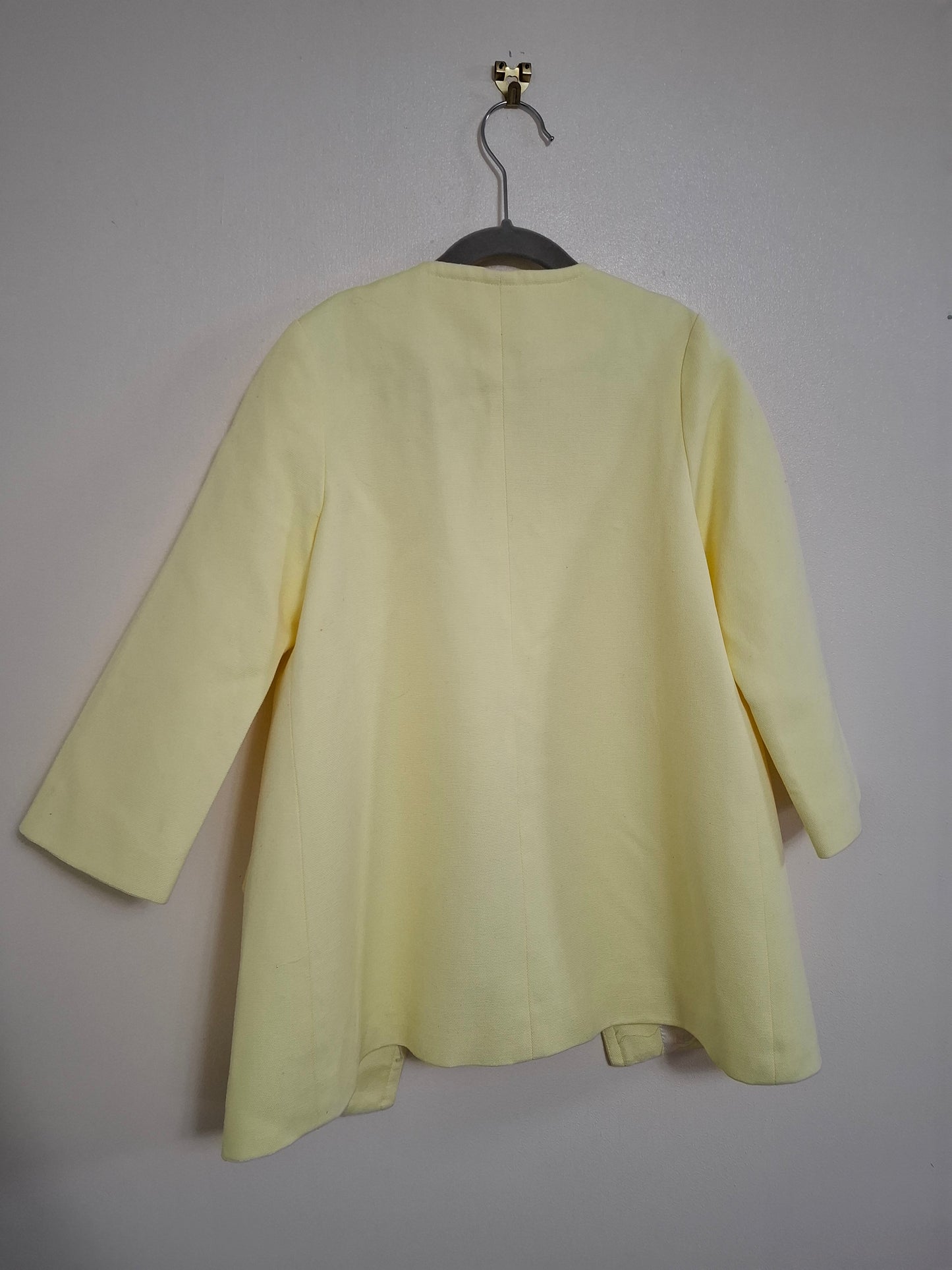 8 years: Immaculate Zara Lemon Blazer