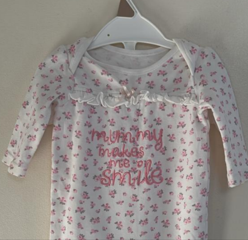 First Size(9lb): "Mummy Makes me Smile" Embroidered Sleepsuit