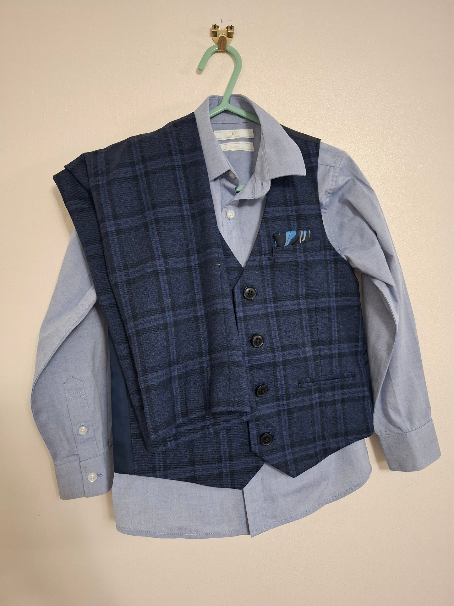 5y: Next Blue Check 3 Piece Set (trousers are 4y)