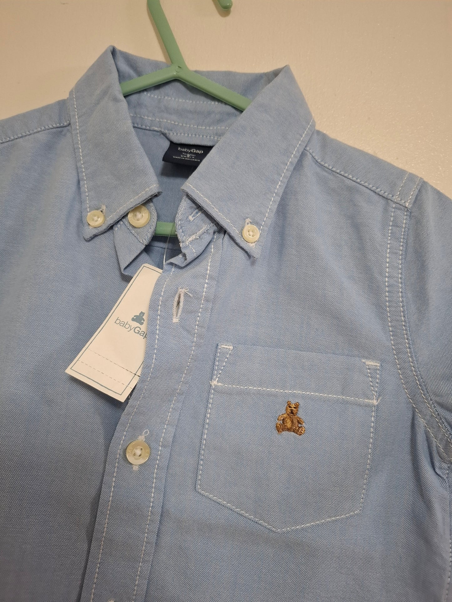 3y: BNWT BabyGap Short Sleeved Shirt