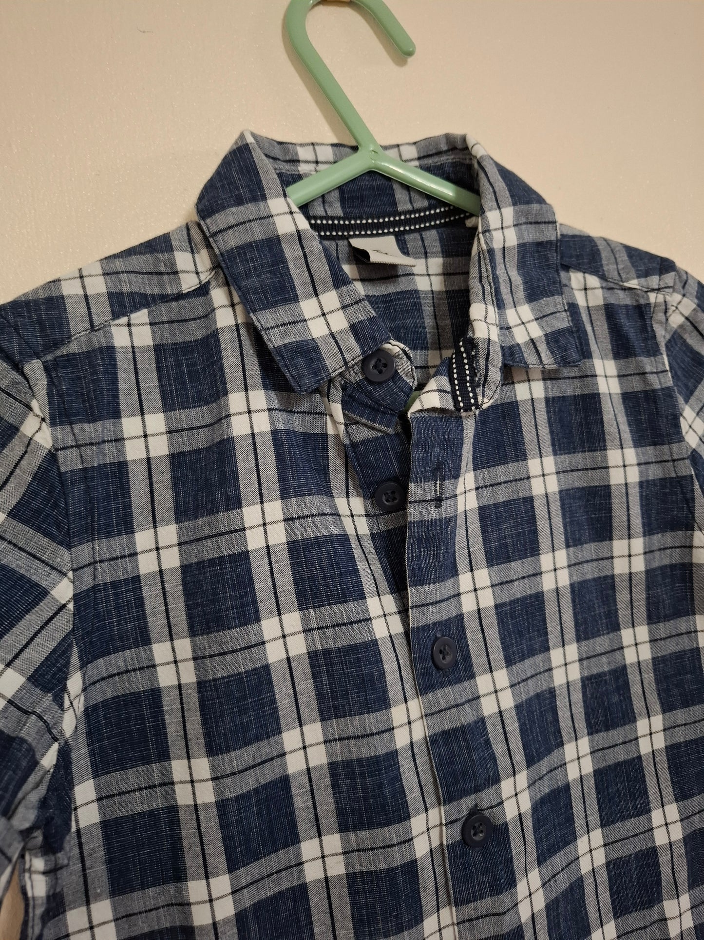 4y: Navy chequered Shirt