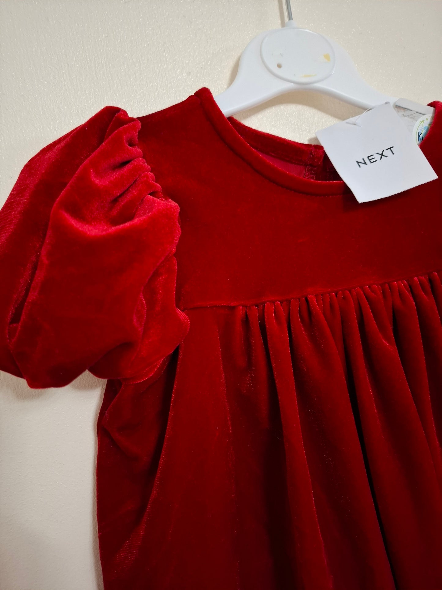 9-12m: Gorgeous BNWT Next Velvet Dress