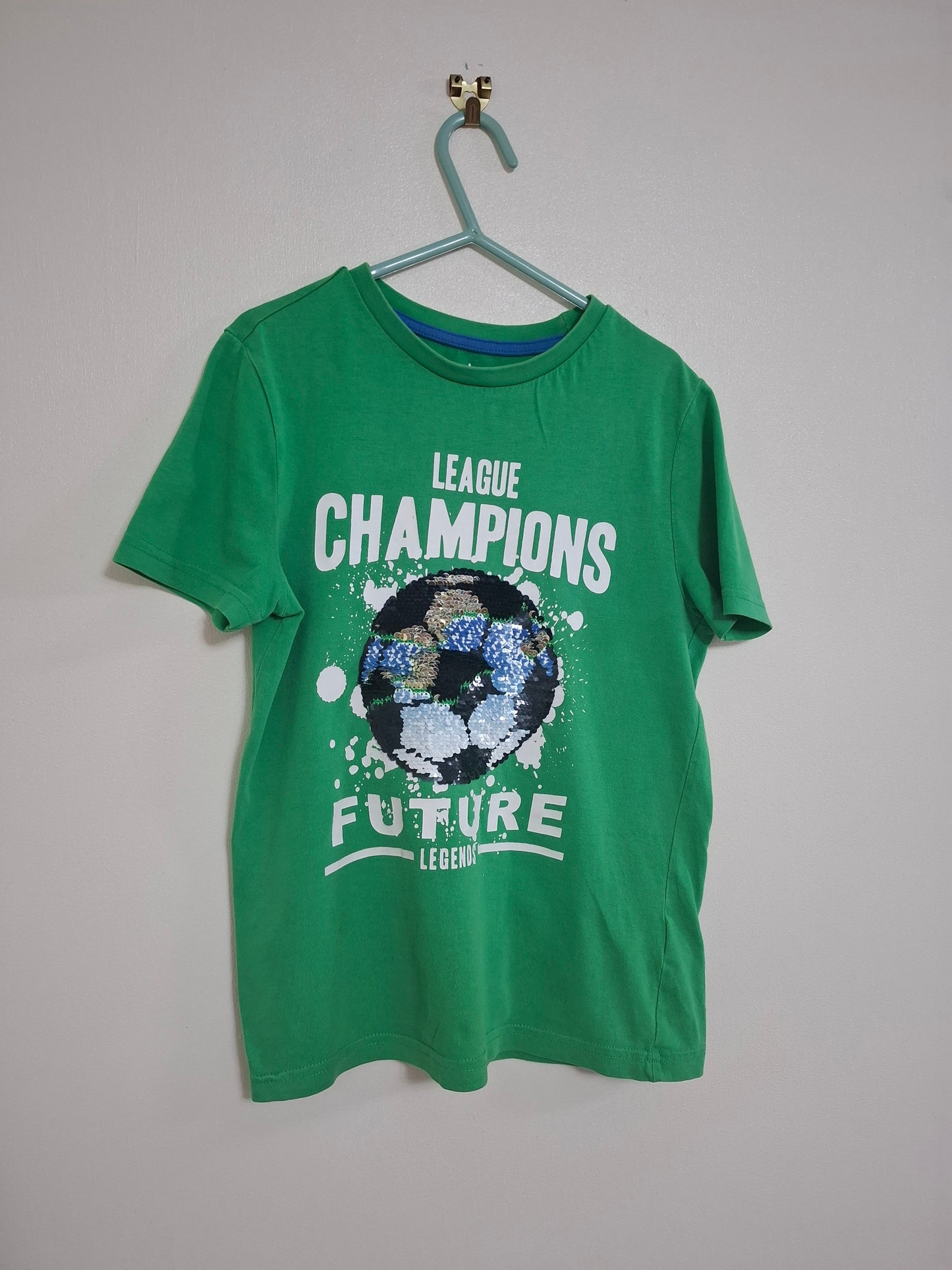 6-7y: Reversible Sequin Football T-shirt
