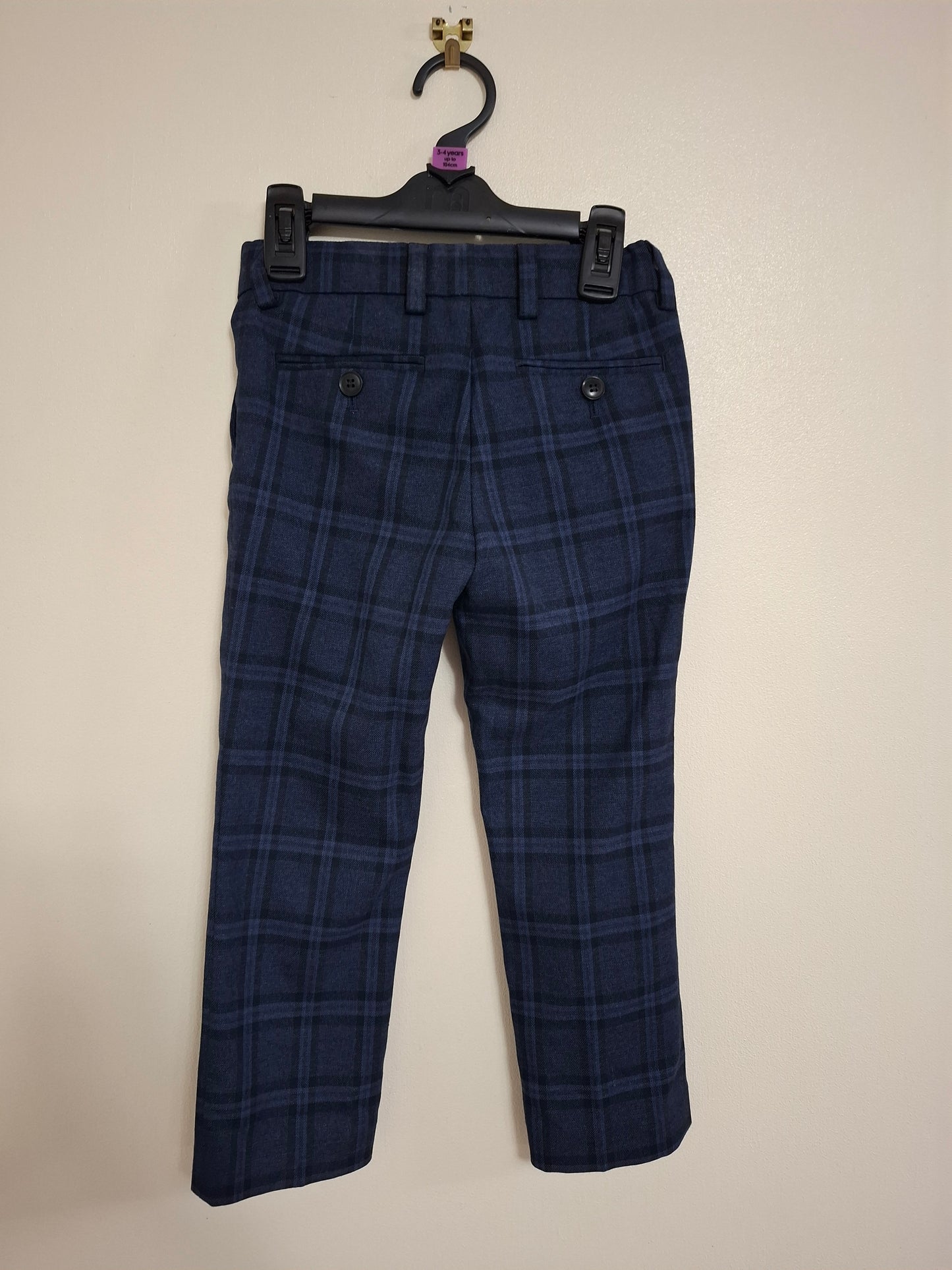5y: Next Blue Check 3 Piece Set (trousers are 4y)