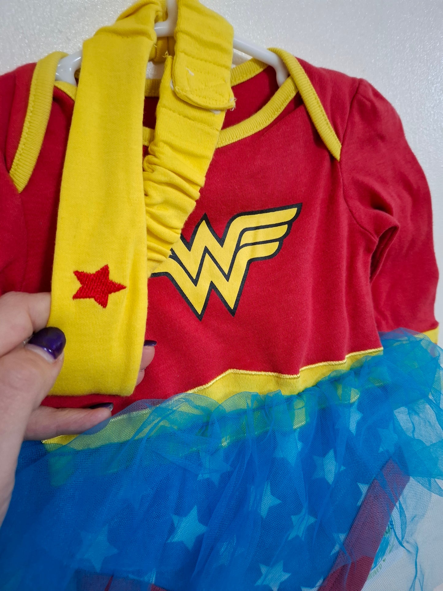 0-3m: 3 Peice Wonder woman Outfit