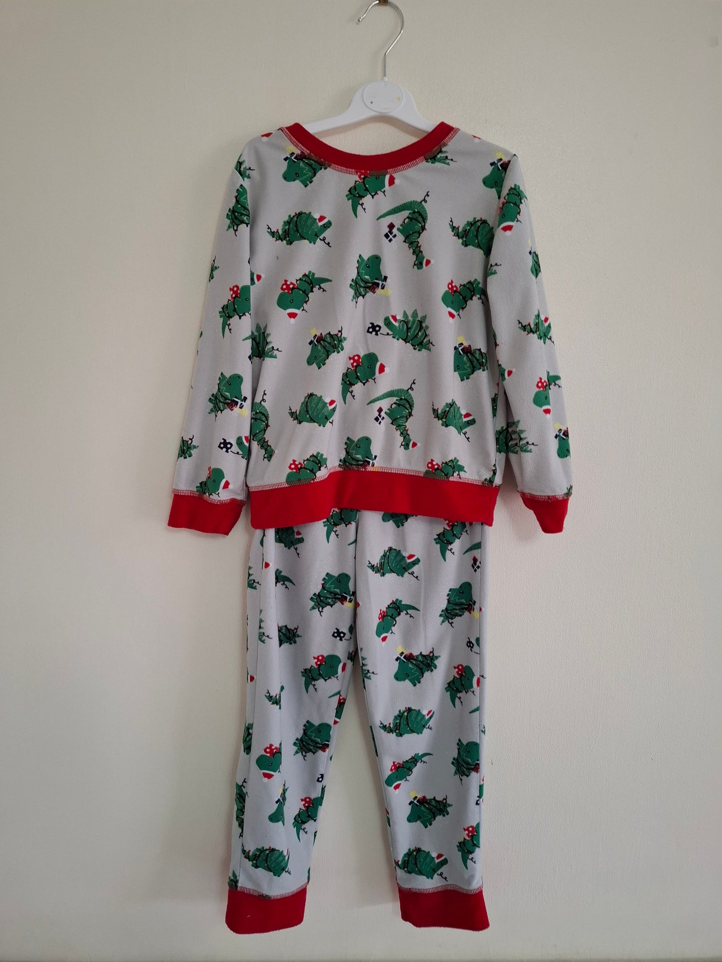 6-7y: Dino Fleecy Christmas Pyjamas