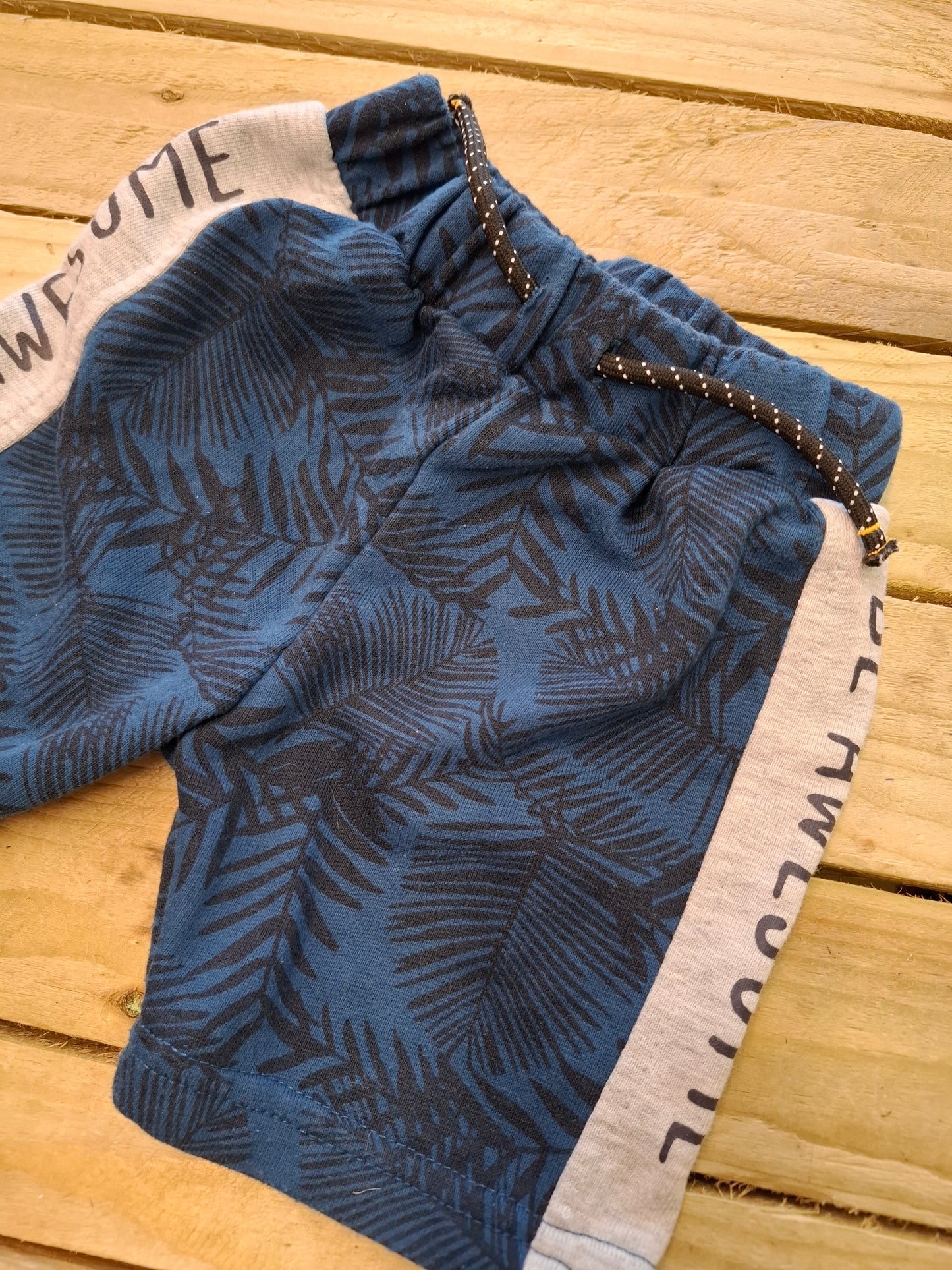 9-12m: 'Be Awesome' Jersey Shorts