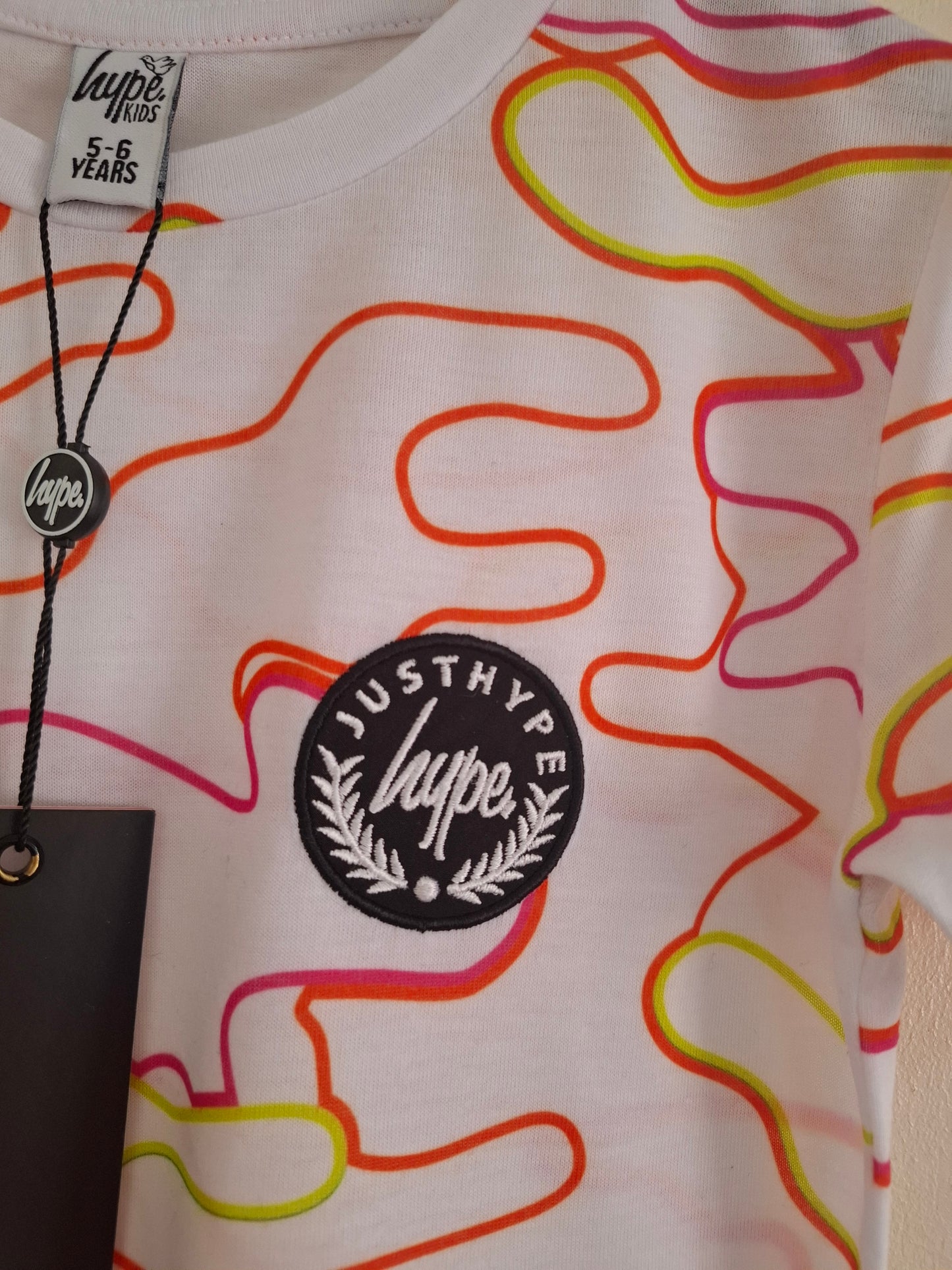 5-6y: BNWT Hype T-shirt