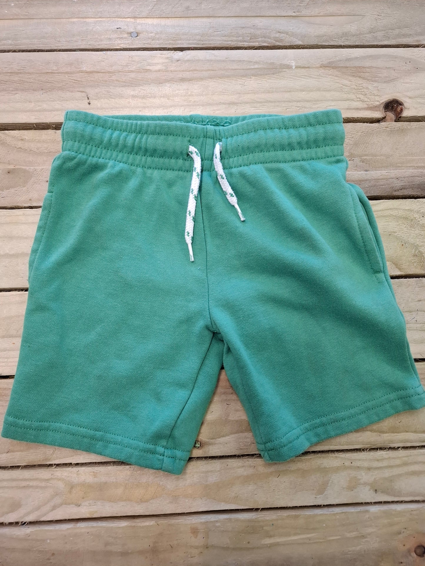 3-4y: Green Jersey Shorts