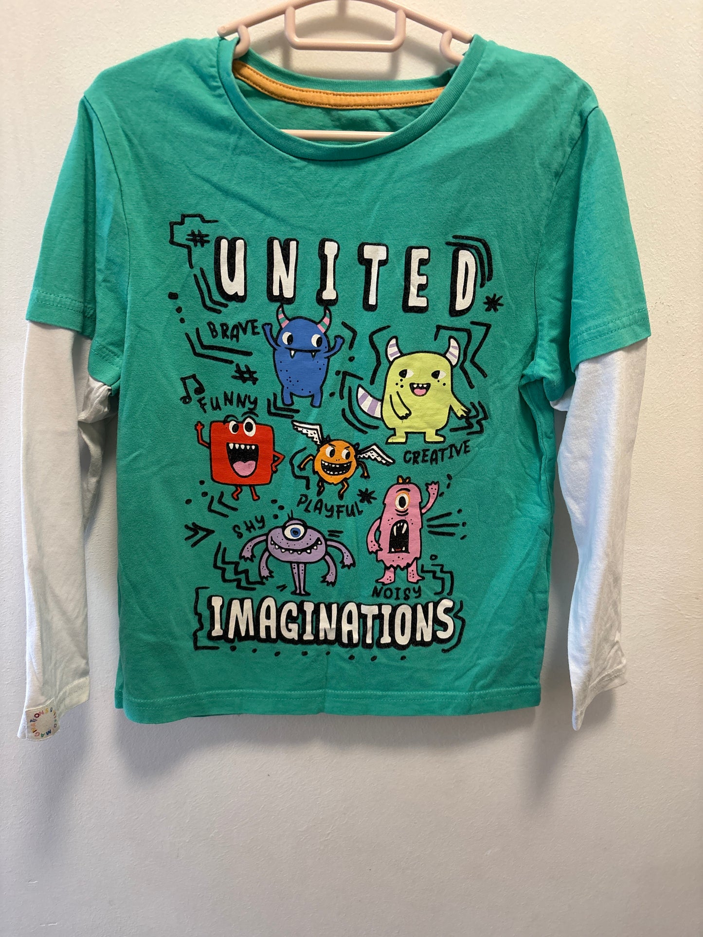 5-6y: “United Imaginations” Colourful Long Sleeved Top