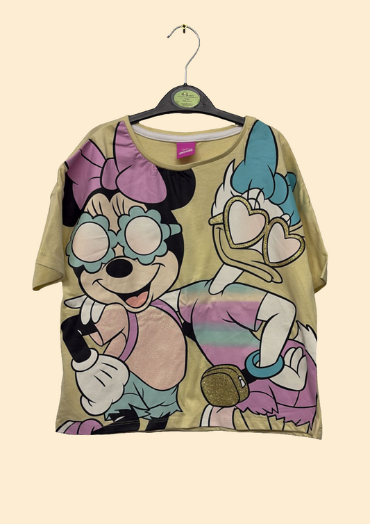 5-6 years: Minnie and Daffy T-shirt