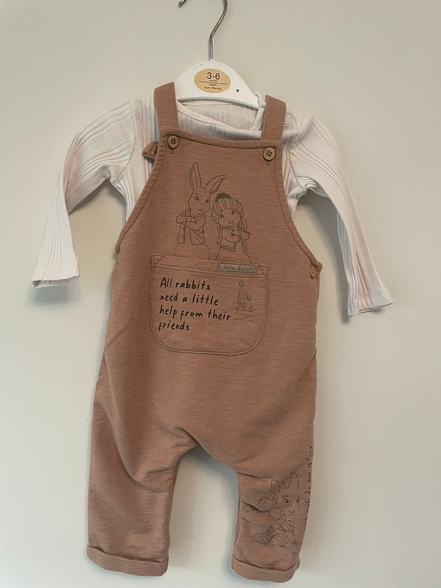 0-3m: Peter Rabbit Fabric Dungaree Set