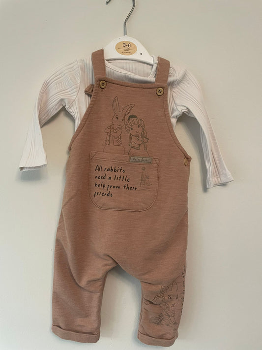 0-3m: Peter Rabbit Fabric Dungaree Set