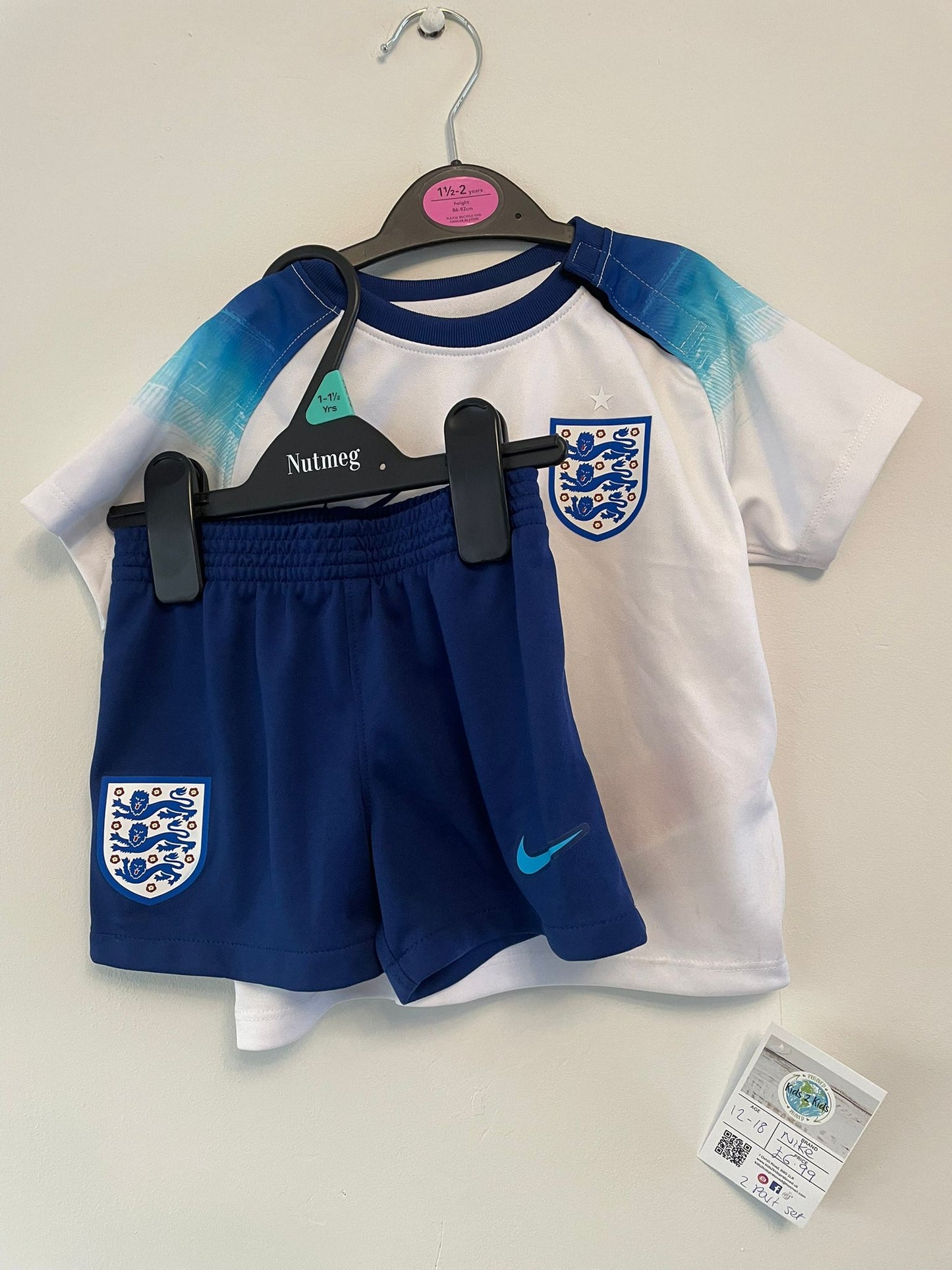 12-18m: Nike England Kit