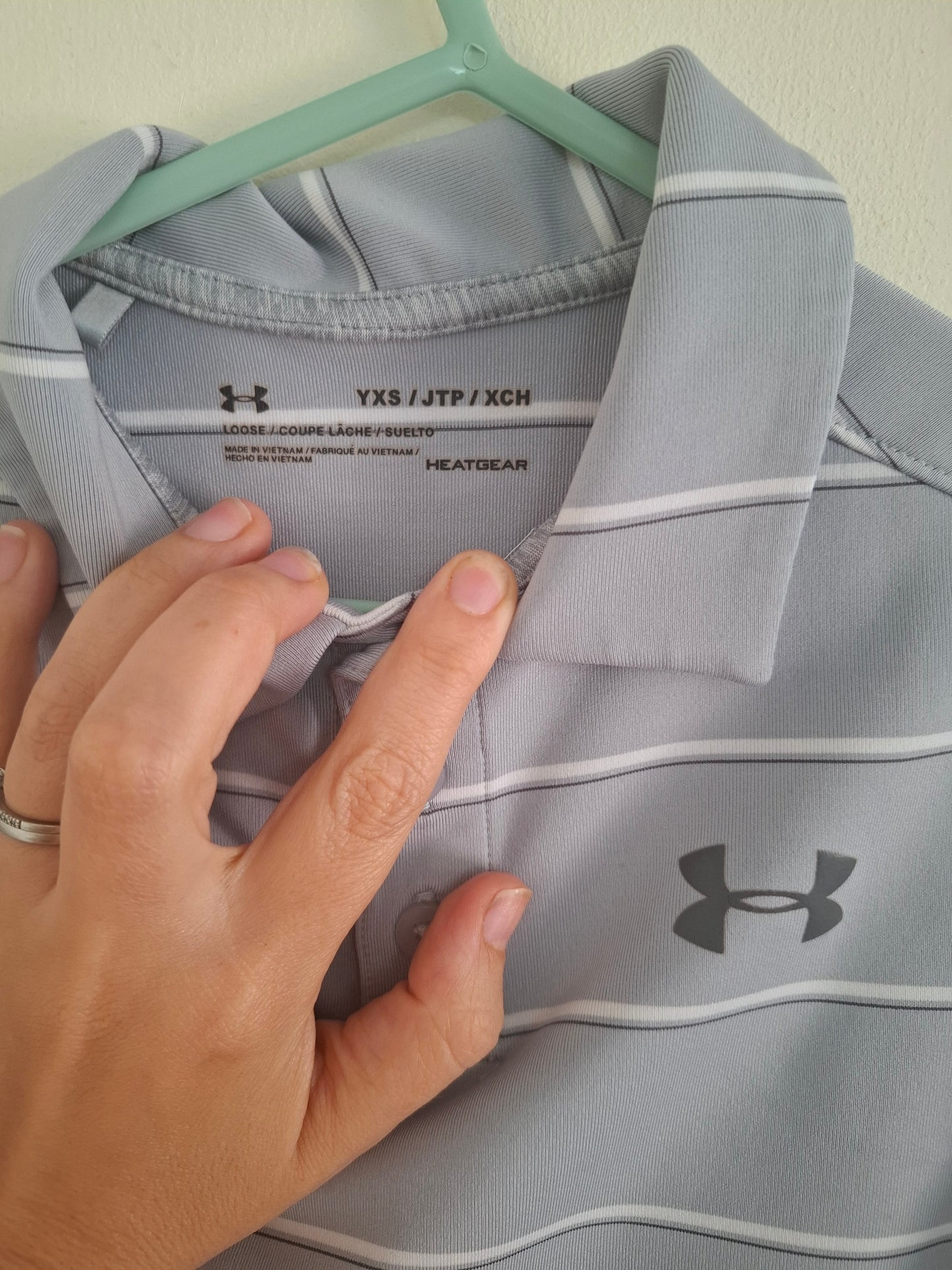 YXS: As New Under Armour Polo (6-7y)