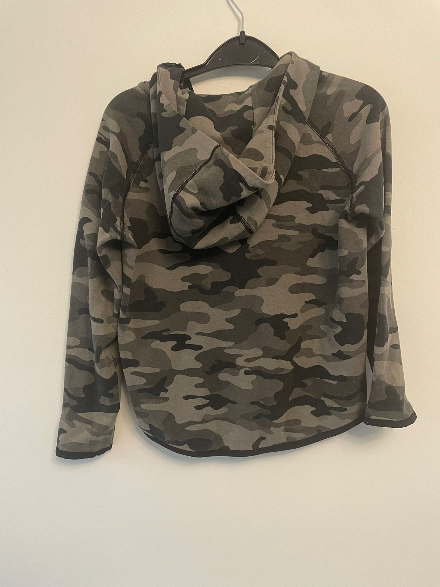 6-7y: GAP Camouflage Zip Up Hoody
