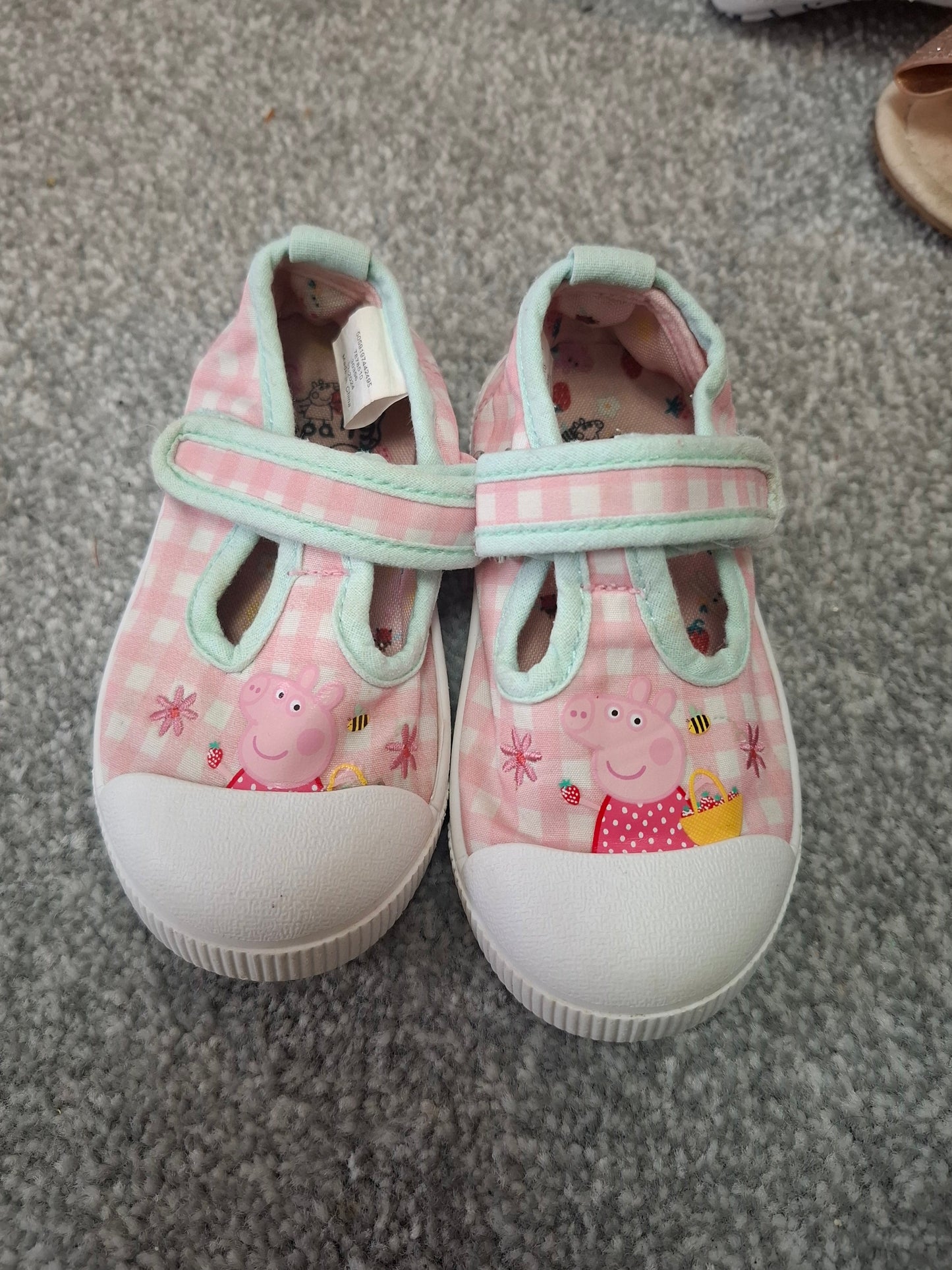 Size 5: Peppa Pig Velcro Shoes