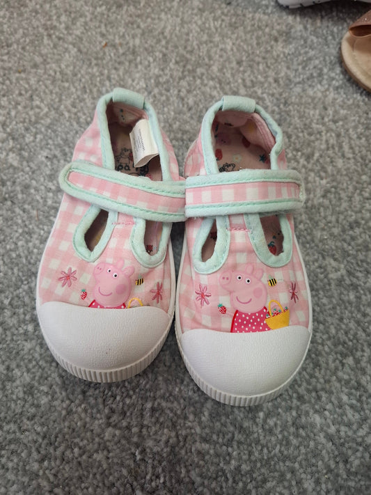 Size 5: Peppa Pig Velcro Shoes
