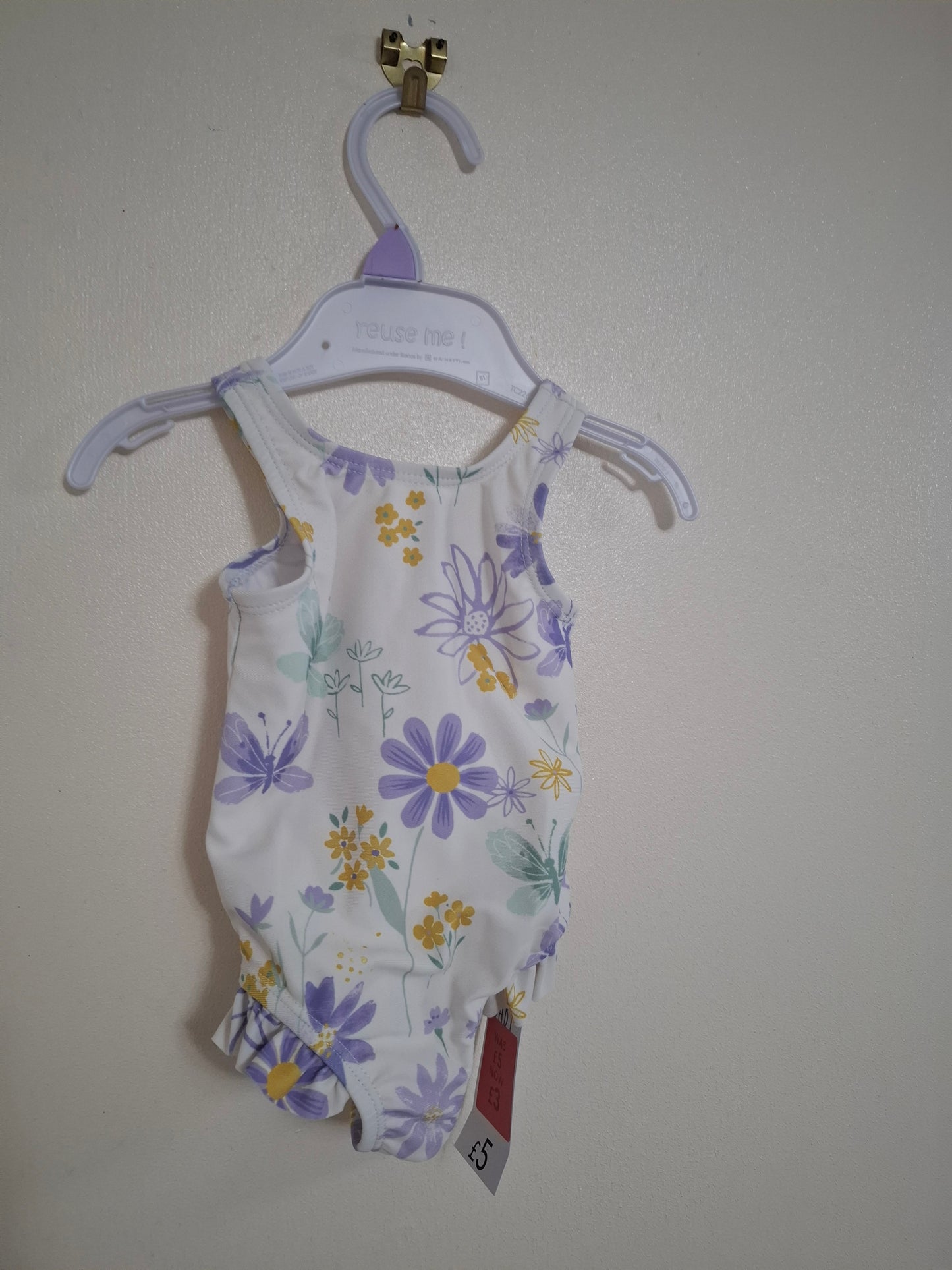 0-3m: BNWT Cute Swimming Costume