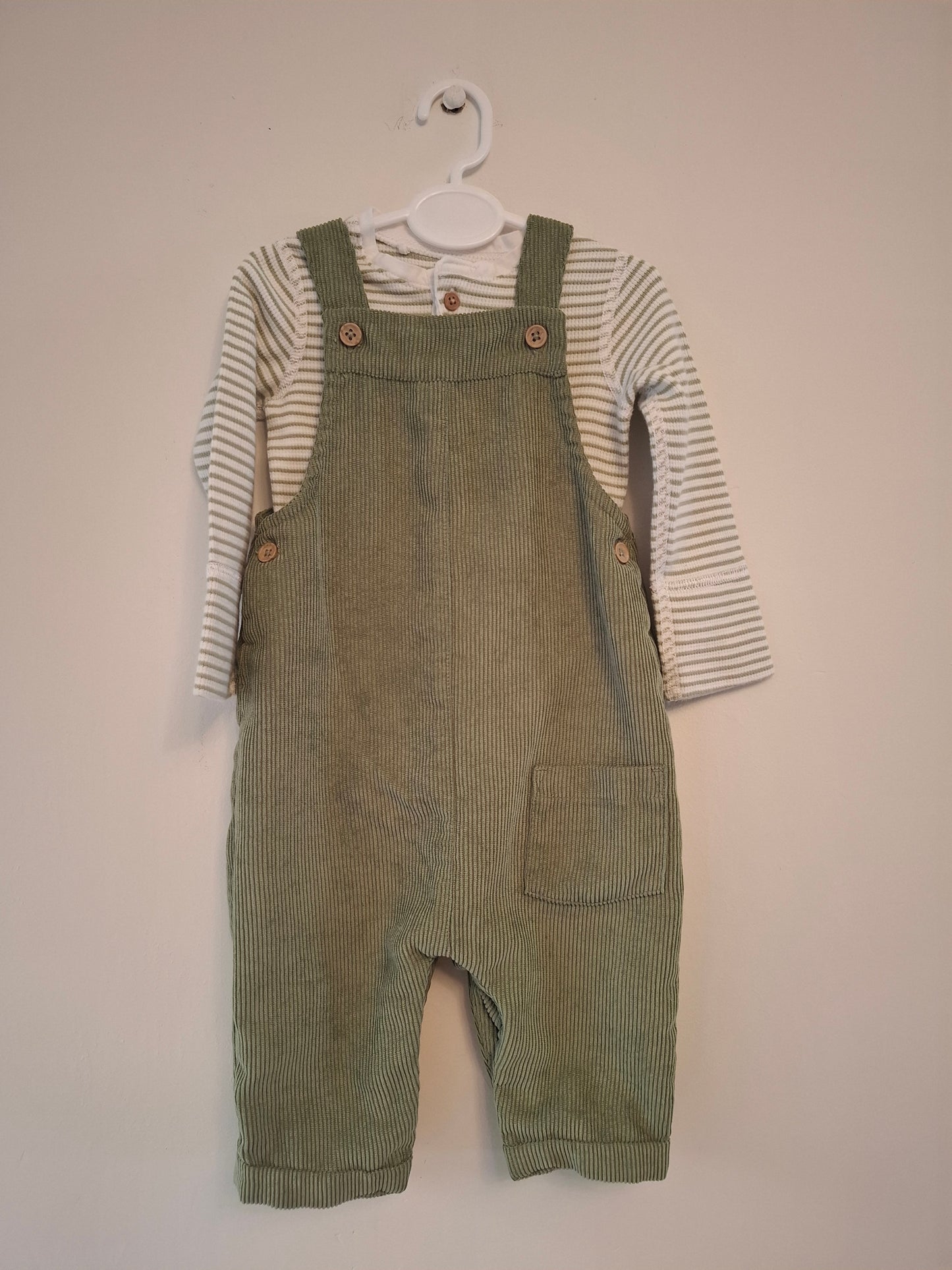 3-6m: Sage Corduroy Dungaree Set