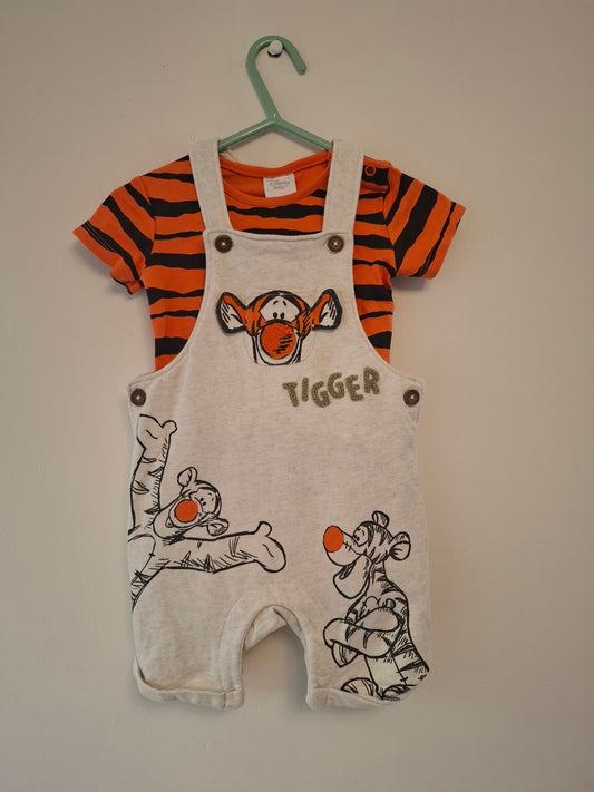 12-18m: Disney Baby Tigger Dungaree Set