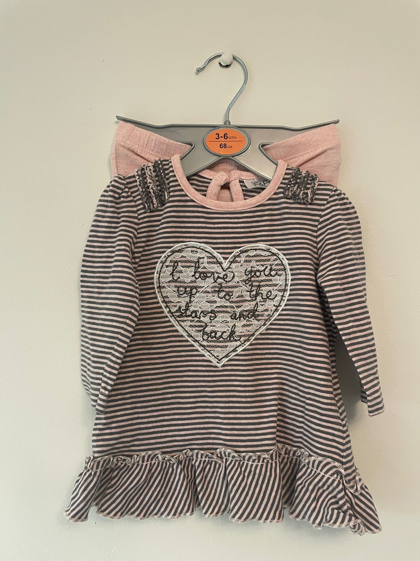 0-3m: "I love you up to the stars and back" Legging Set