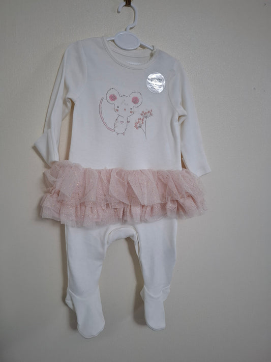 0-3m: Embroidered mouse sleepsuit with sparkly tutu (never worn)