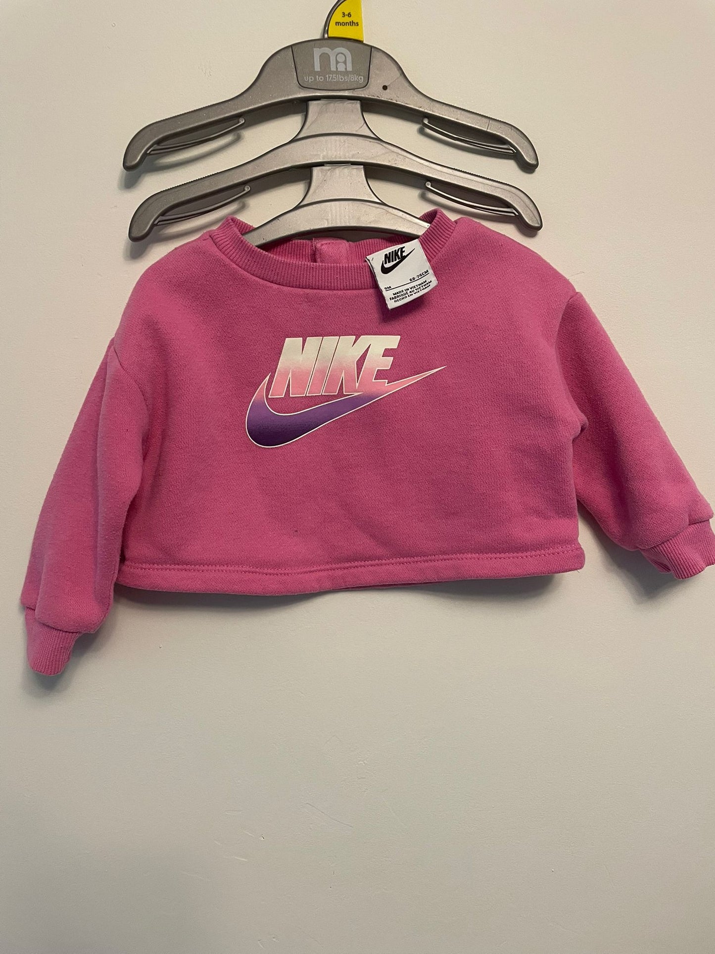 9m: Nike 2 Peice Legging Set