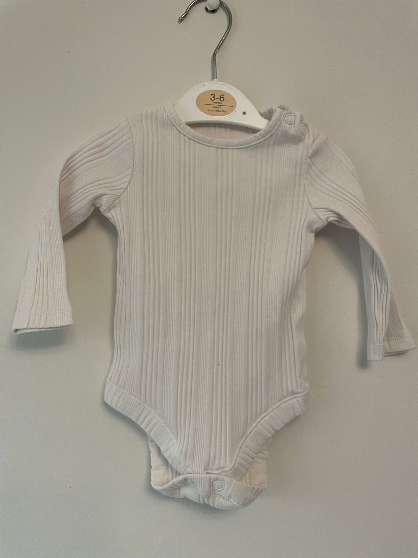 0-3m: Peter Rabbit Fabric Dungaree Set