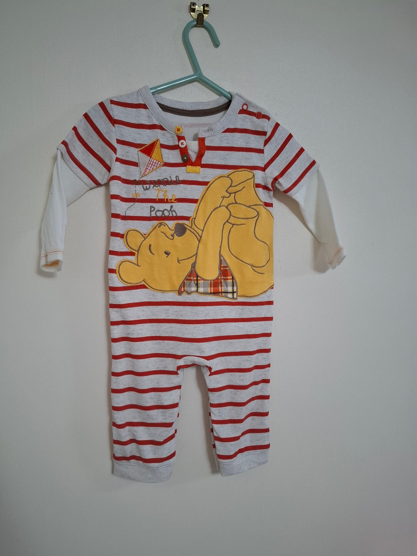 6-9m: Winnie the Pooh Footless Romper