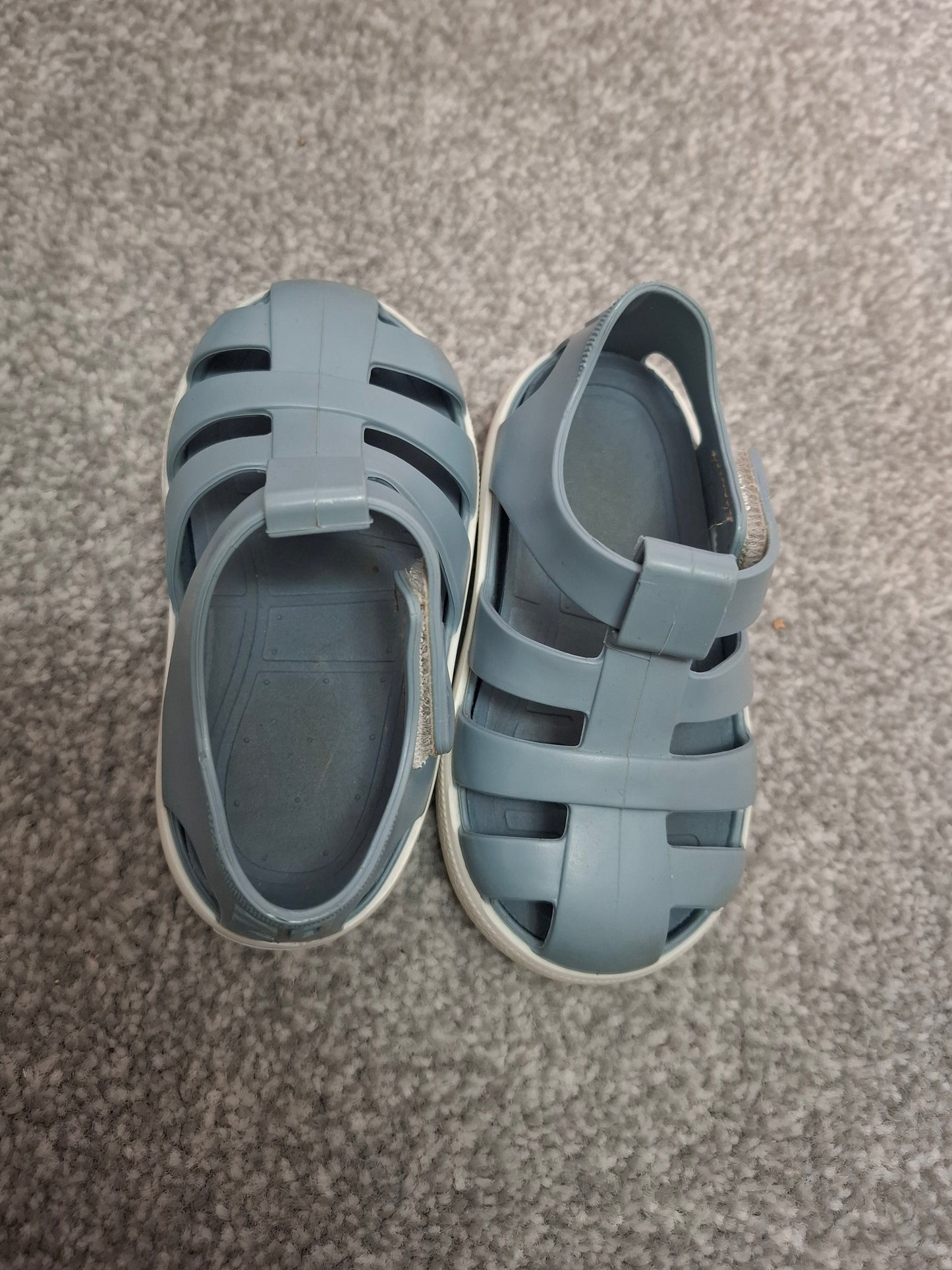 Size 3.5-4: Igor Jelly Sandals