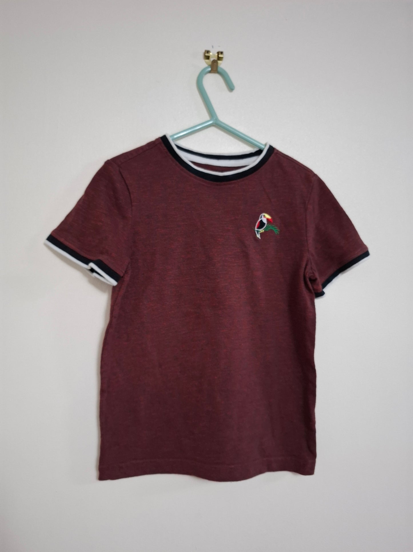 5y: Burgundy T-shirt