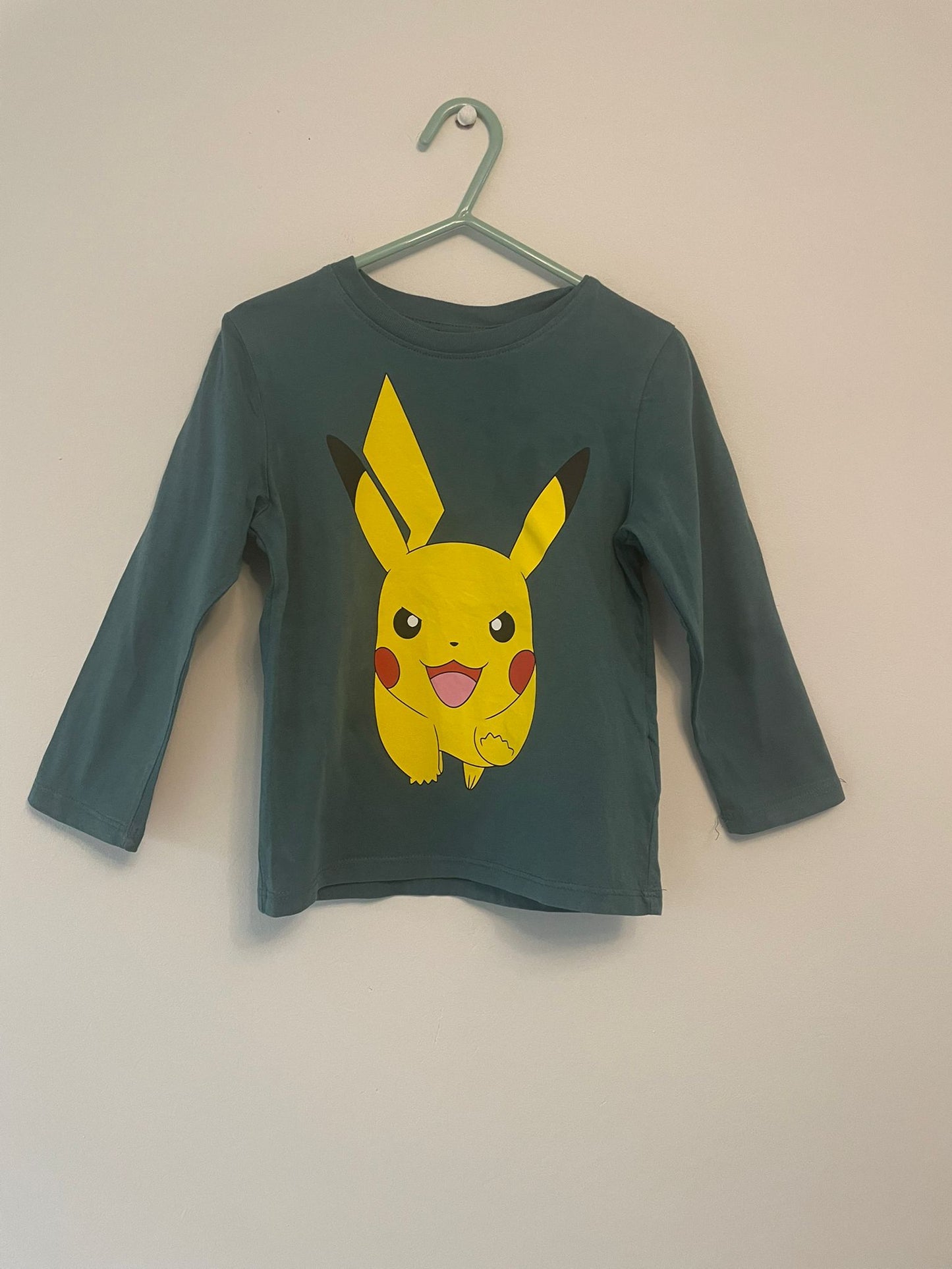 2-4y: Set of 3 Pokemon Long Sleeved Tops