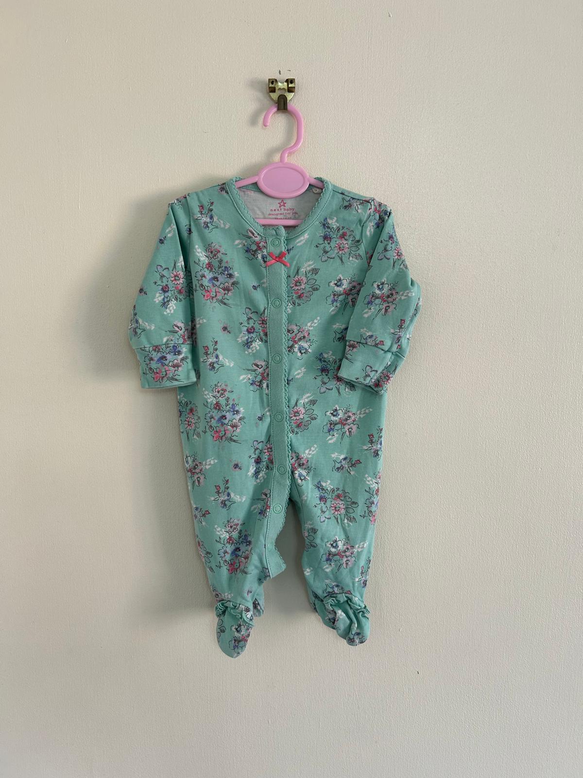 0-3m: Next Floral Sleepsuit
